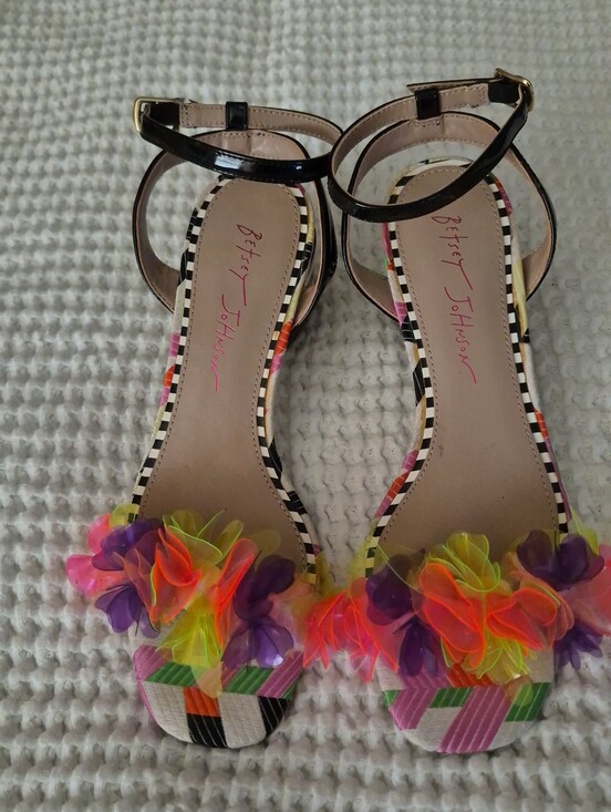 Betsey Johnson Shoes - Size 6 Betsey Johnson Black Sandals with Neon Floral Accents